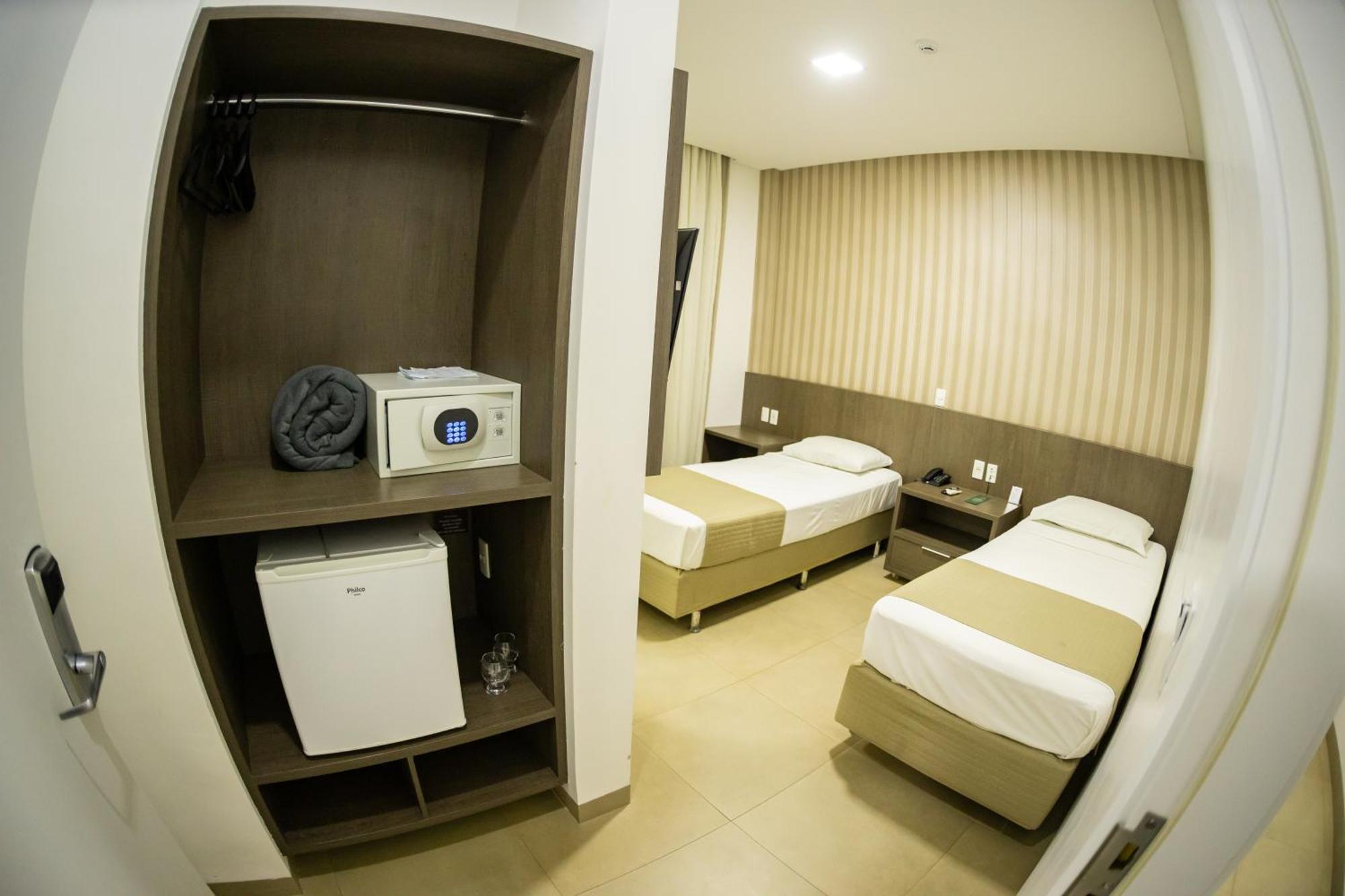 Brii Hotel Araguaina Exterior photo
